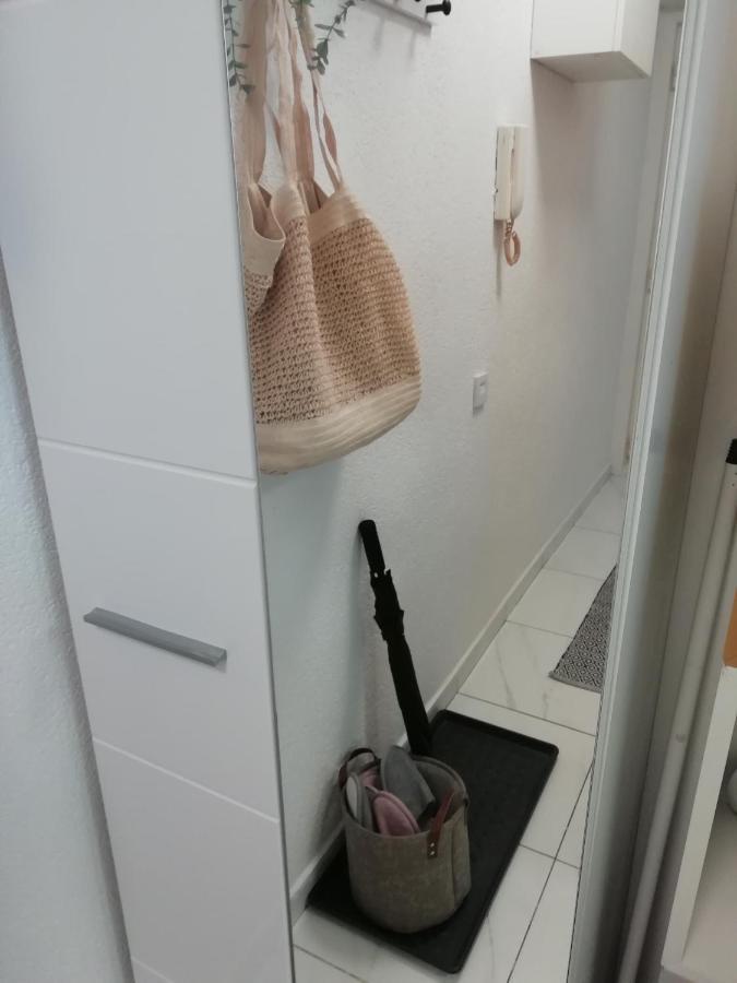 Sarmantni Apartman Malecka ซาเกร็บ ภายนอก รูปภาพ